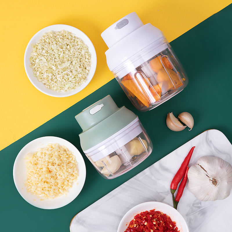 Limited Time: 50% OFF 🔥2026 New Mini Electric Food Chopper - Silent USB Charging, Compact Portable Garlic Chopper Kitchen Assistant